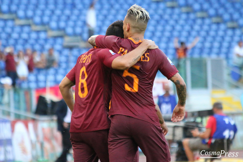 La Roma batte l' Udinese 4-0 con due rigori di Perotti, poi reti di Dzeko e Salah [Foto Cosimo Martemucci]