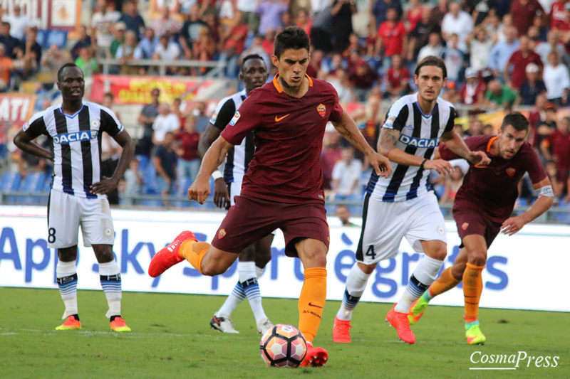 La Roma batte l' Udinese 4-0 con due rigori di Perotti, poi reti di Dzeko e Salah [Foto Cosimo Martemucci]