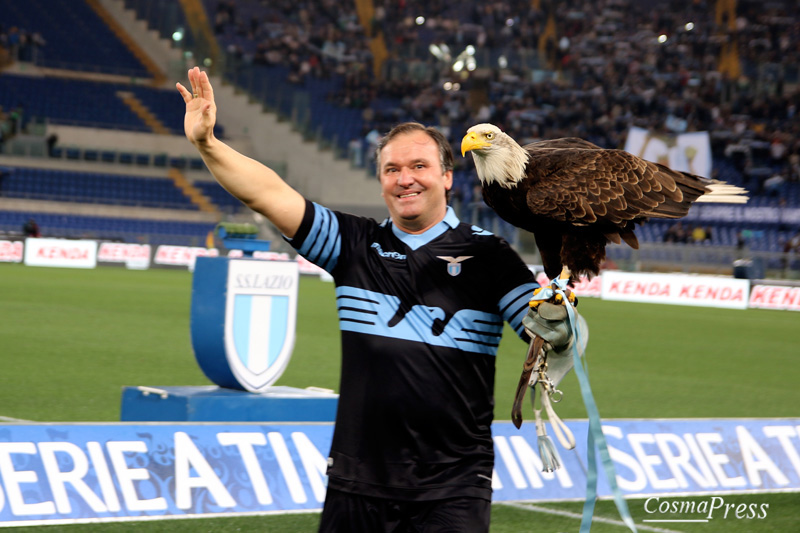 Lazio - Klose day - Miro saluta con goal su rigore in un Olimpico pieno ad applaudirlo. [foto C. Martemucci]