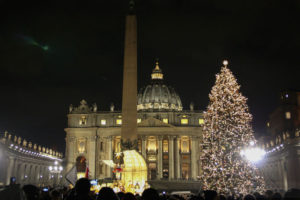 Accensione_Albero_Vaticano (8)