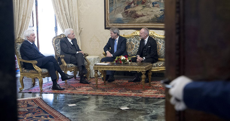 Paolo Gentiloni si è dimesso da Premier.