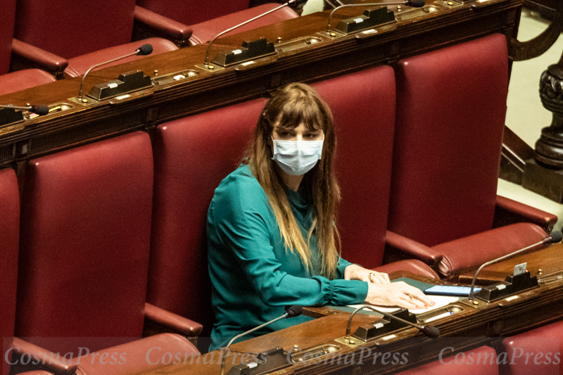 Deputies of the Italian Republic in Parliament with mask